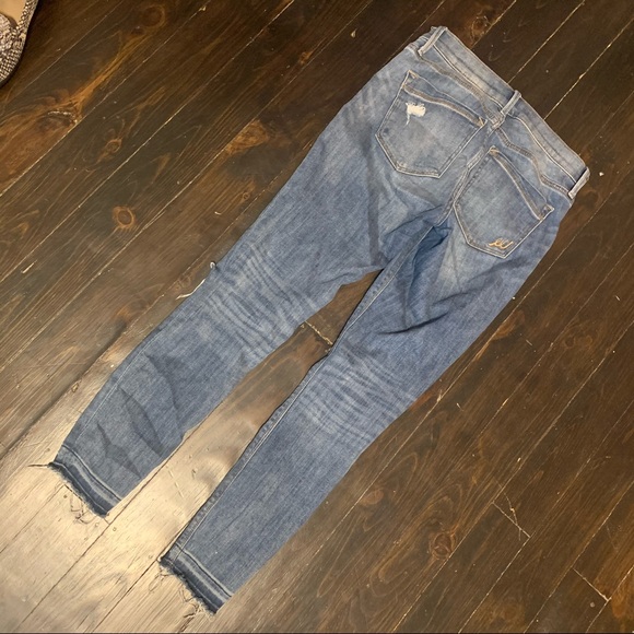 Express Mid Rise Cropped Legging 4 - Picture 3 of 3